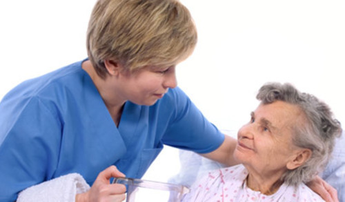 Ima li član obitelji koji njeguje bolesnu stariju osobu pravo na bolovanje? Ima li član obitelji koji njeguje bolesnu stariju osobu pravo na bolovanje?